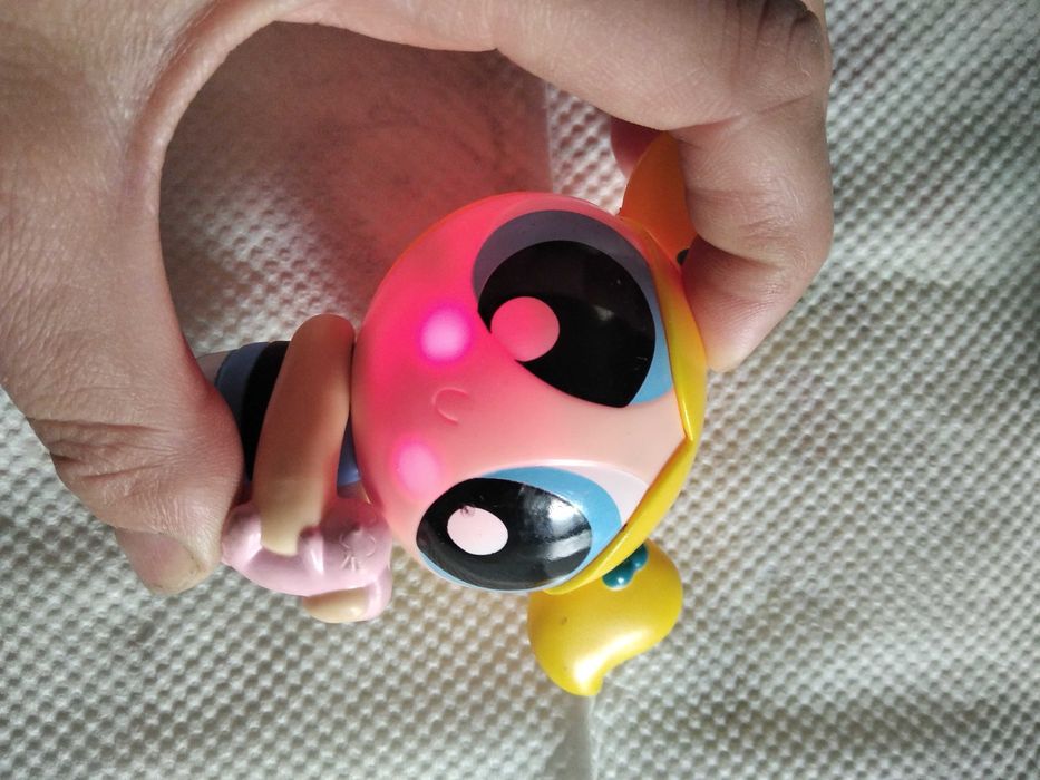 Іграшки герої мультфільмів.хеппі міл