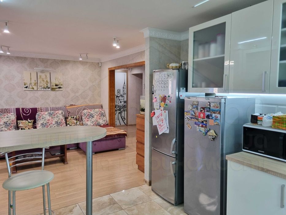 3 кімнатна квартира 82м2 в новобудові з ремонтом в районі Масани-KI