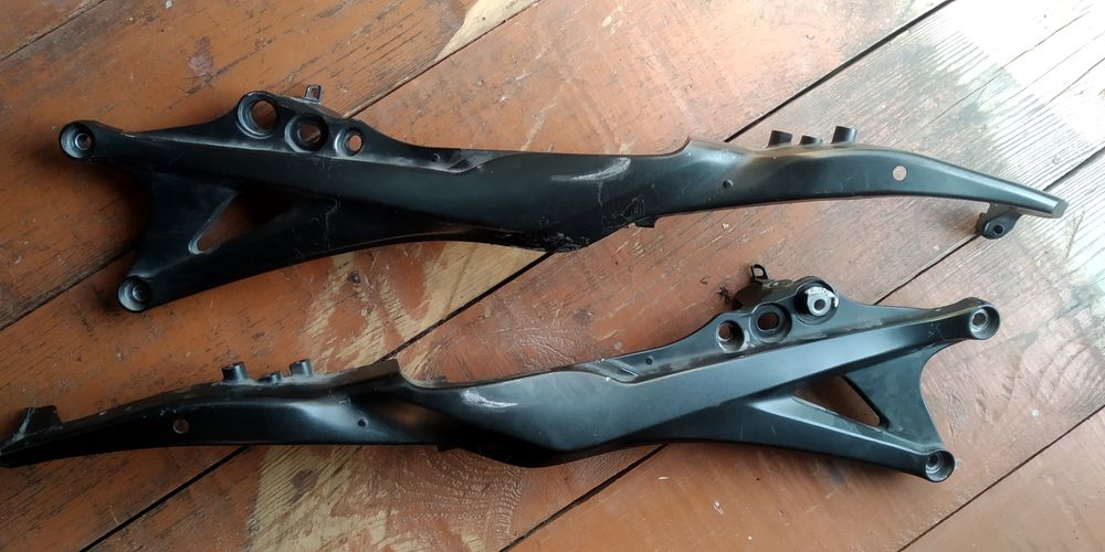 Подрамник honda cbr 1000rr гнутый