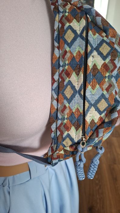 Pojemna nerka dla podróżniczek- nowa
