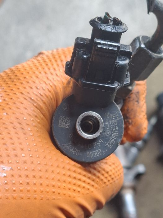 Wtryski wtryskiwacze 1.6 HDi