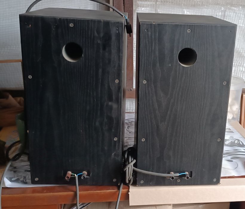 продам колонки в хорошем состоянии есть торг.