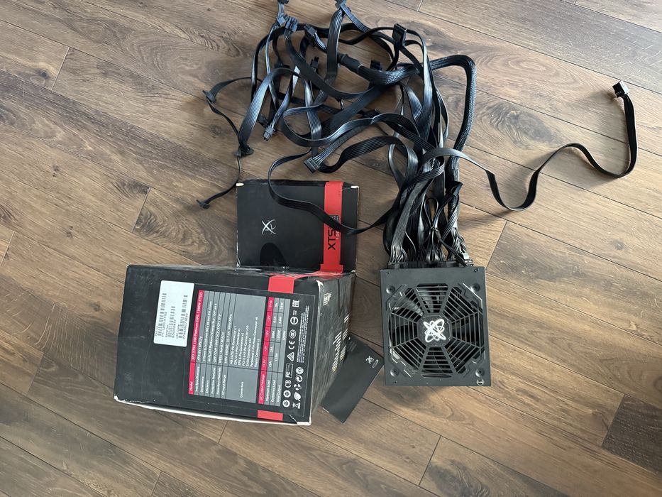 XFX Black Edition XTS2 1200W Full Modular (80+ Platinum)