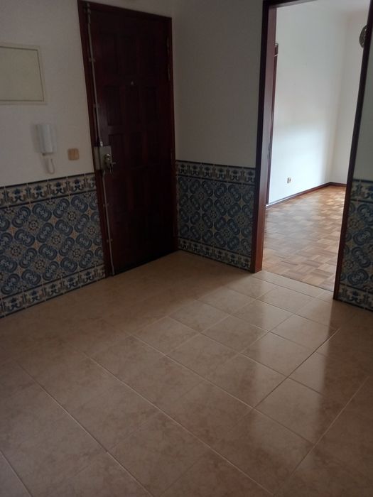 Apartamento T1 para arrendamento