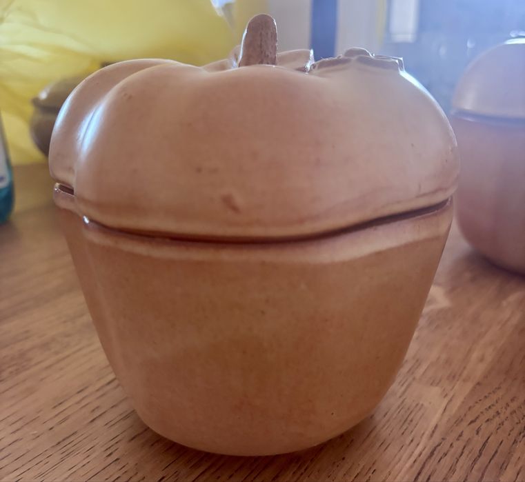 ceramiczne pojemniki w kształcie jabłek 3 szt