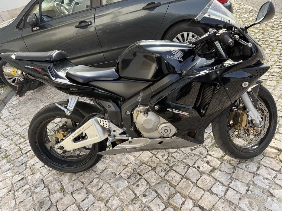 Cbr 600rr.
