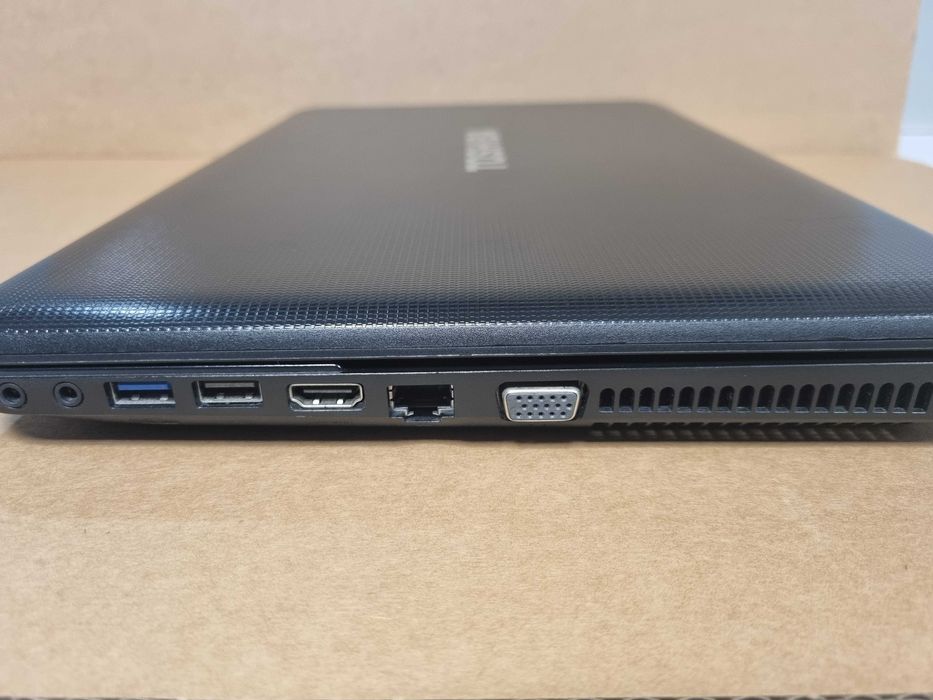 Portátil Intel Celeron / 500GB SSD / 4GB64739424843905123