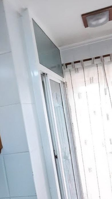 Portas em alumínio para lavandaria