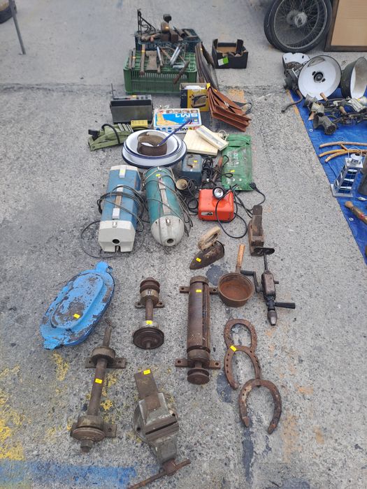 Starocia zestaw mosiądz bibeloty złom użytkowy