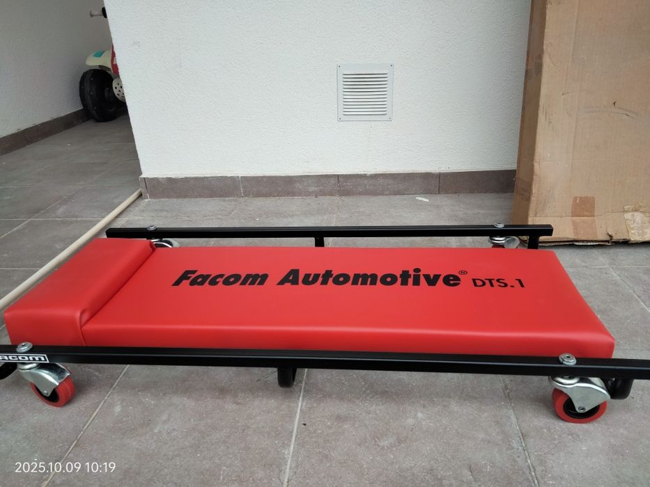 Carrinho de mecânico Facom