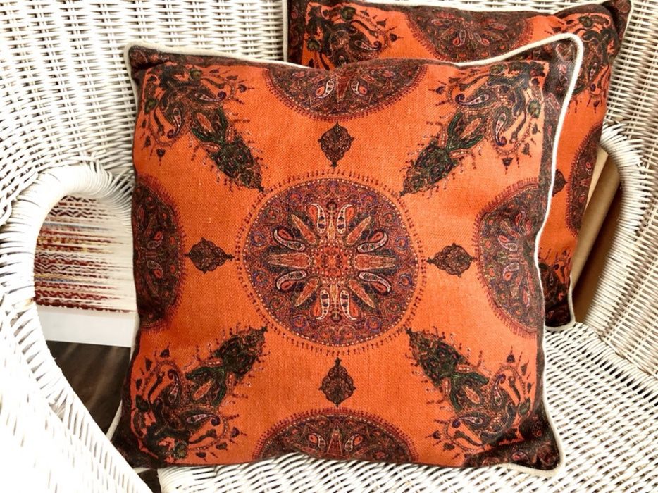 Almofadas padrão étnico Zara Home