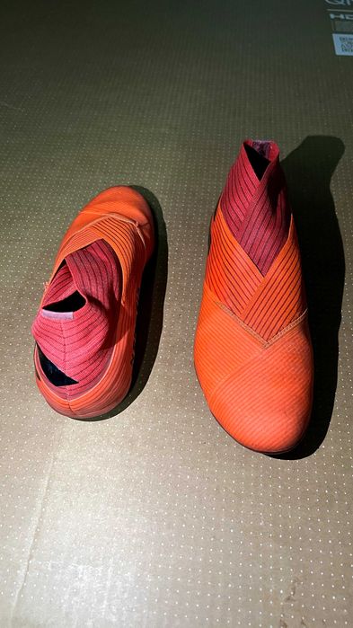 Chuteira ADIDAS NEMEZIZ 19+ laranja número 38,5 / 39 (criança)