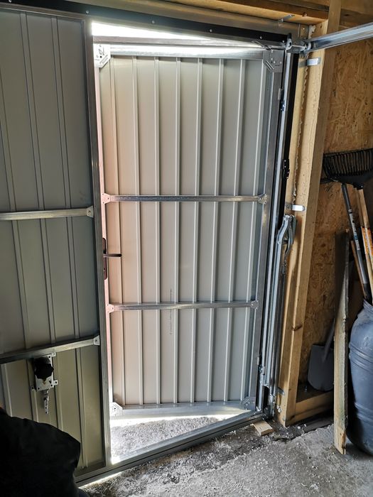 Brama uchylna z drzwiami 3000x2100 antracyt brąz czarna uchył