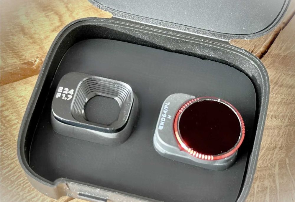 DJI Mini 3 Pro | DJI Care | 4 Baterie (2x PLUS) | Fly More Combo