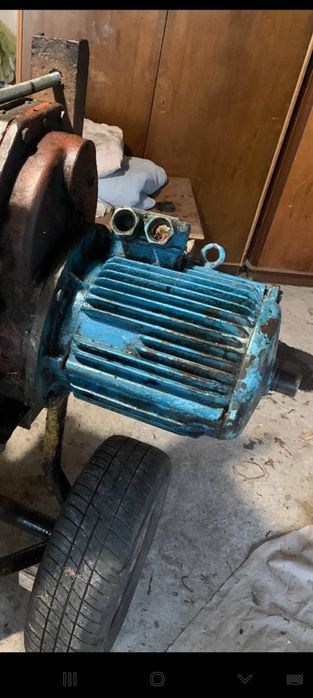 Двигун в робочому стані 5,5 квт