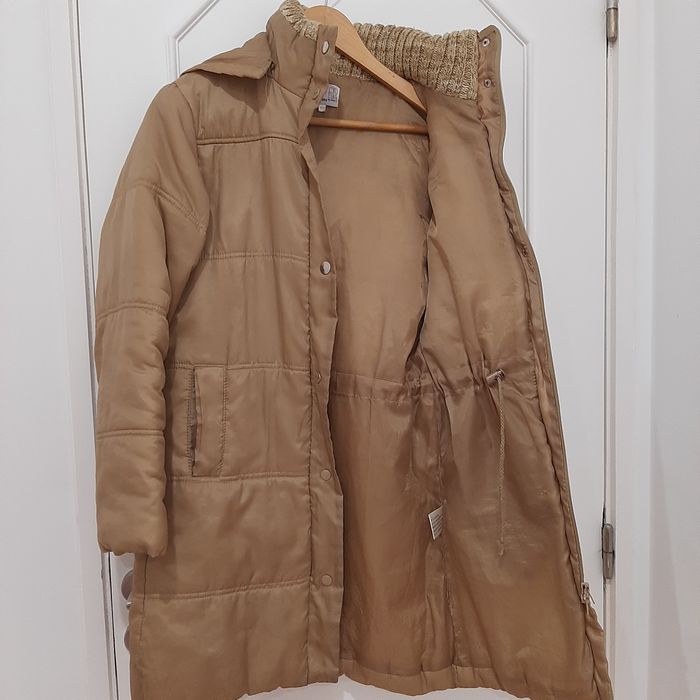 Kispo comprido camel com carapuço