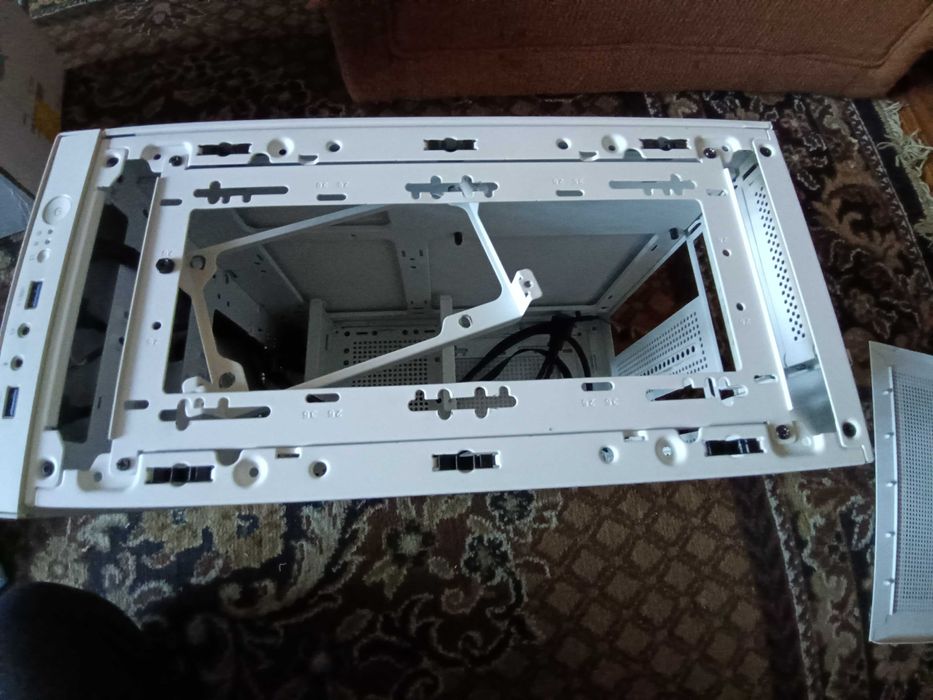 Корпус SAMA IM01 (Mini ITX, micro ATX)