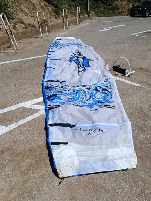 kite Naish Torch 10  completamente novo