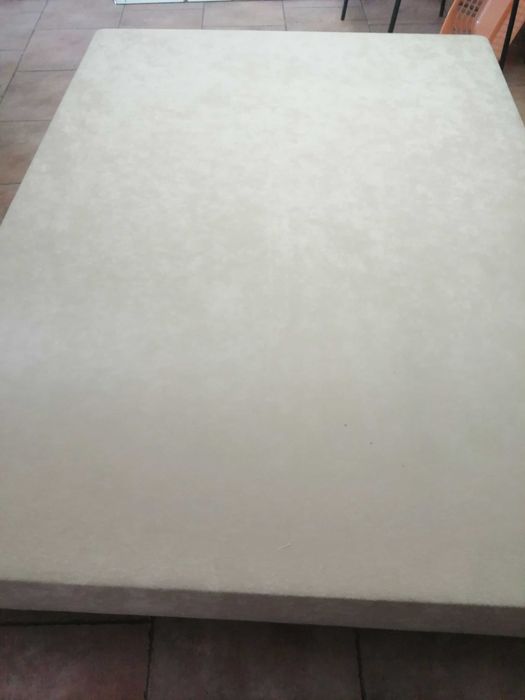 sommier em veludo comprimento 1,90m