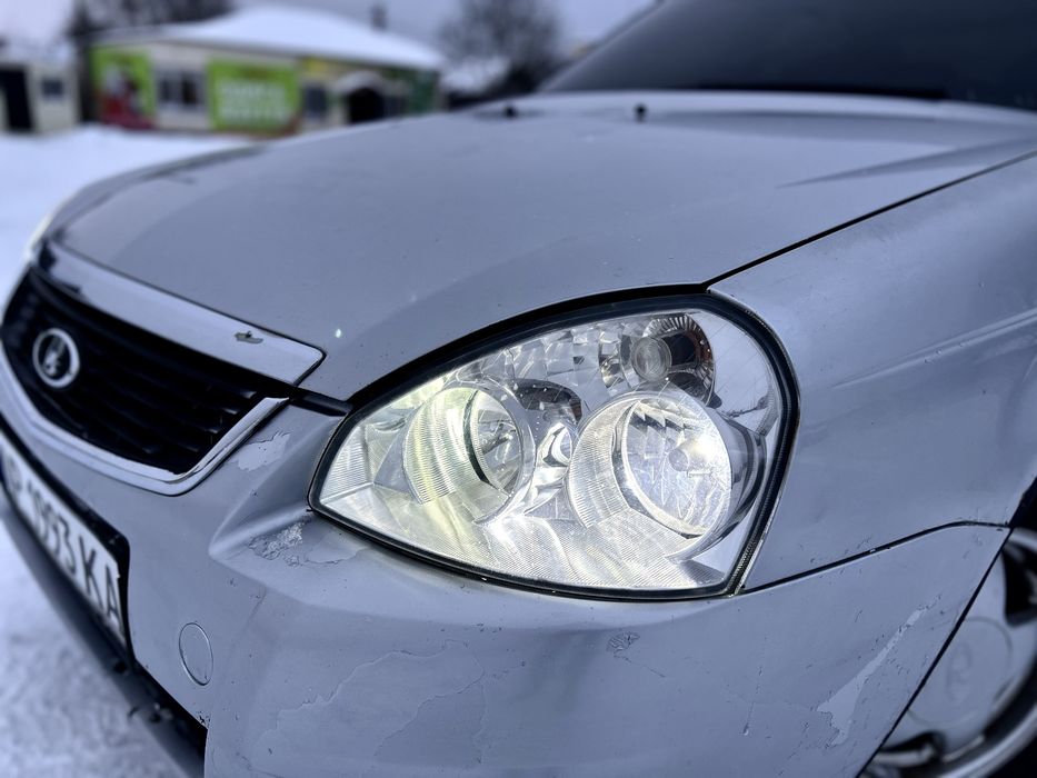 Продам приору 4-газ