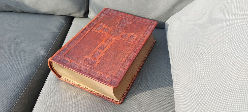 1949 r. Szwedzka Biblia w skórzanej oprawie