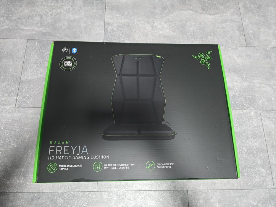 Razer Freyja HD Haptic Gaming Cushion (RC81-04340101-R3M1)