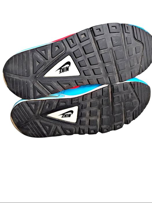Nike Air Max Command FB
