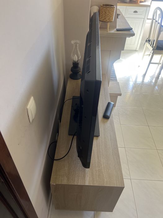 TV Philips LED – 36” (90 cm) – Excelente estado