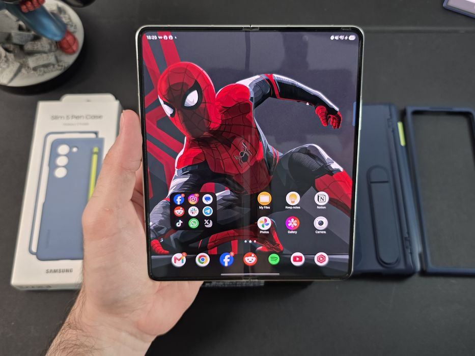 Galaxy Z Fold5 512 GB/12 GB Creme + Caixa e acessórios