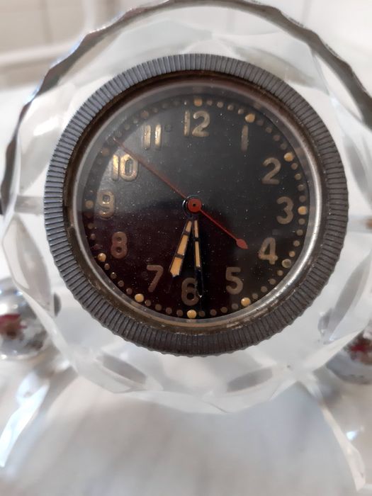 Продам часы танковые