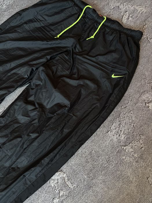 Штани Nike Neylon штани Nike Tech Fleece Neylon