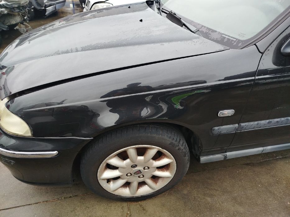 Guarda-lamas esquerdo ROVER 45 Hatch (RT)