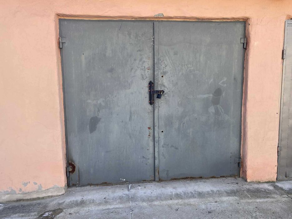 Sprzedam garaż  na ogrodzonym terenie, Łódź Górna, ok.ul.Obywatelskiej