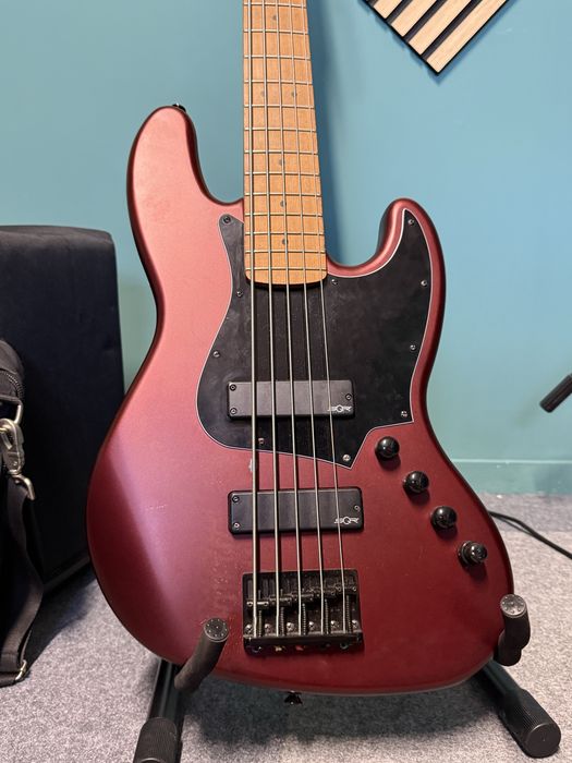 Squier Contemporary Jazz Bass
