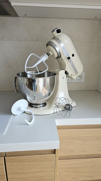 KitchenAid Artisan 4,8L 300W 5KSM125EAC kremowy robot kuchenny NOWY