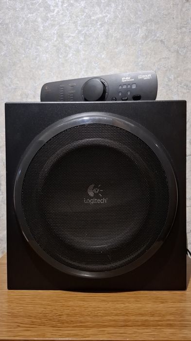 Logitech Z906 сабвуфер і панель керування(під відновлення)