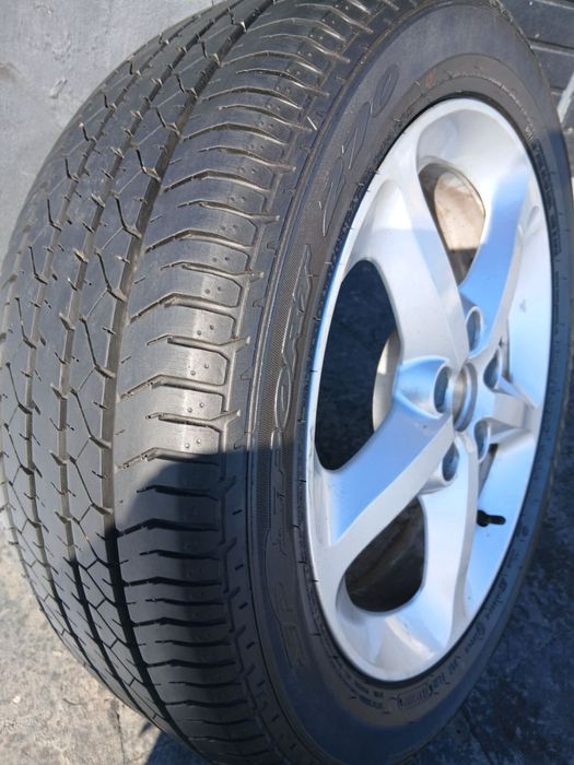 5/114/17 hyndai sonata  225/50/17 dunlop sp270