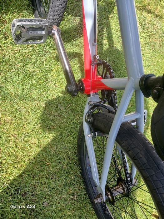 Велосипед BMX Giant