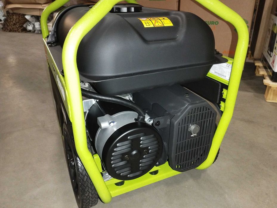 Генератор Бензиновий Pramac PX 4000