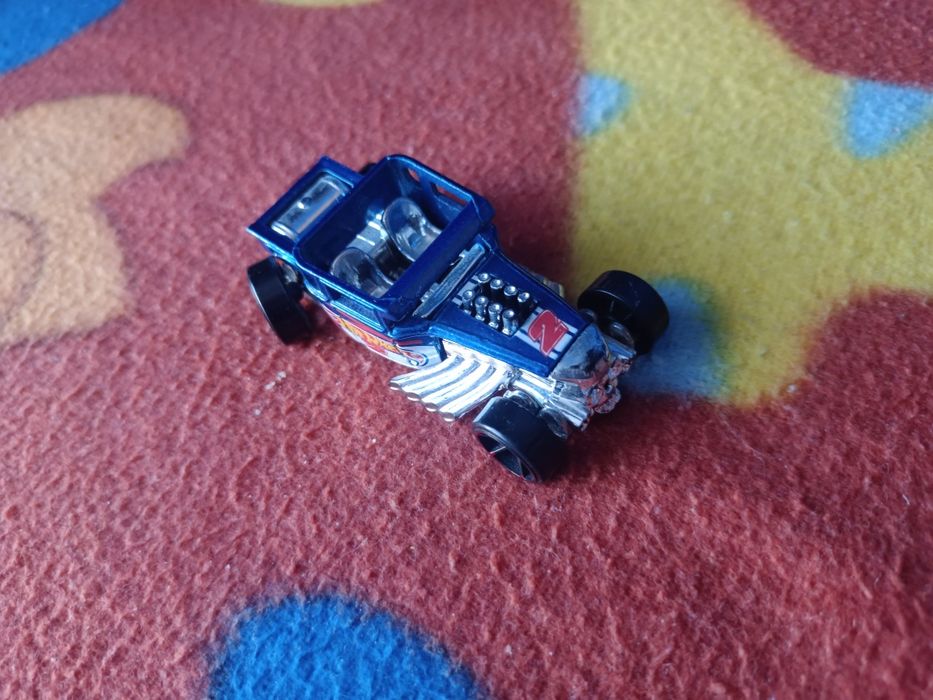 Samochodzik Hot Wheels
