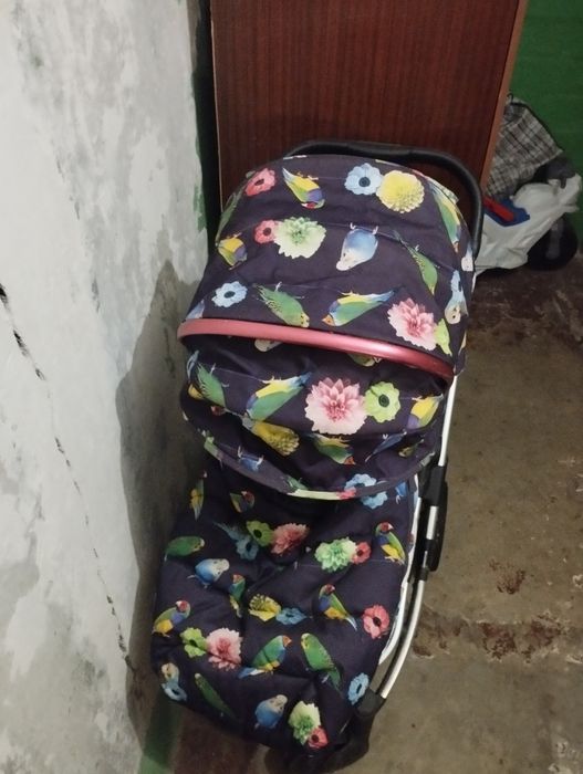 Продам коляску Cossato