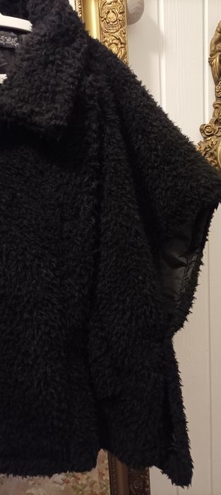 Ponczo, narzutka z futerka