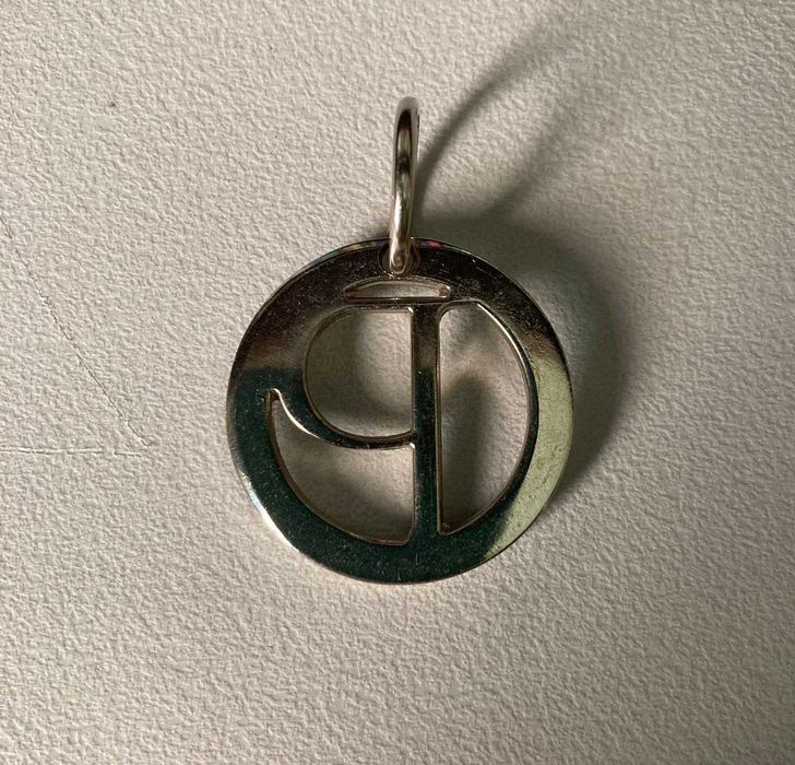 Pendente Letra P