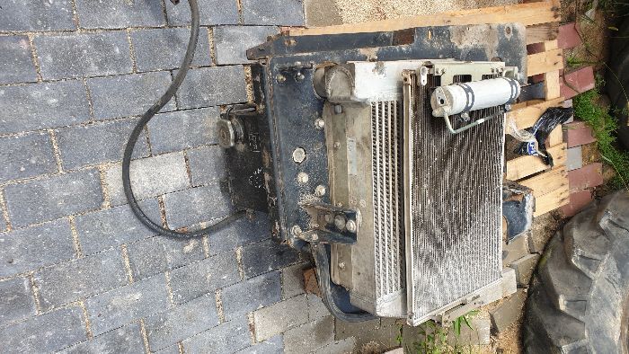 KOPARKA CAT 313 D 313D caterpillar chłodnica intercollera klima płyn