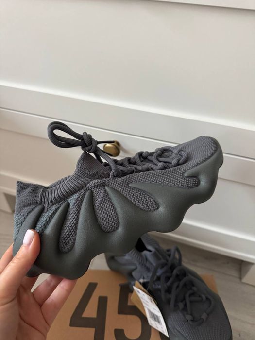 Кроссовки Yezzy оригинал