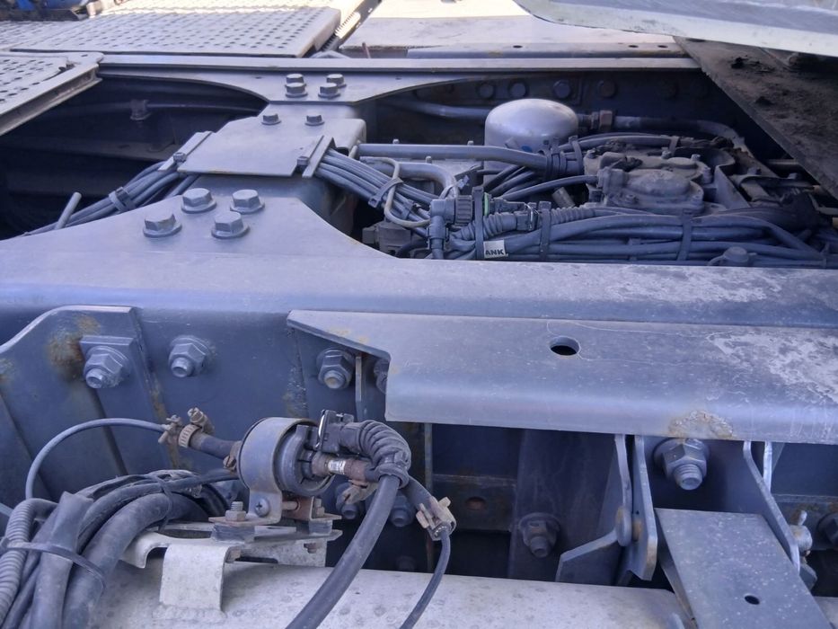 Тягач Daf XF 105.460