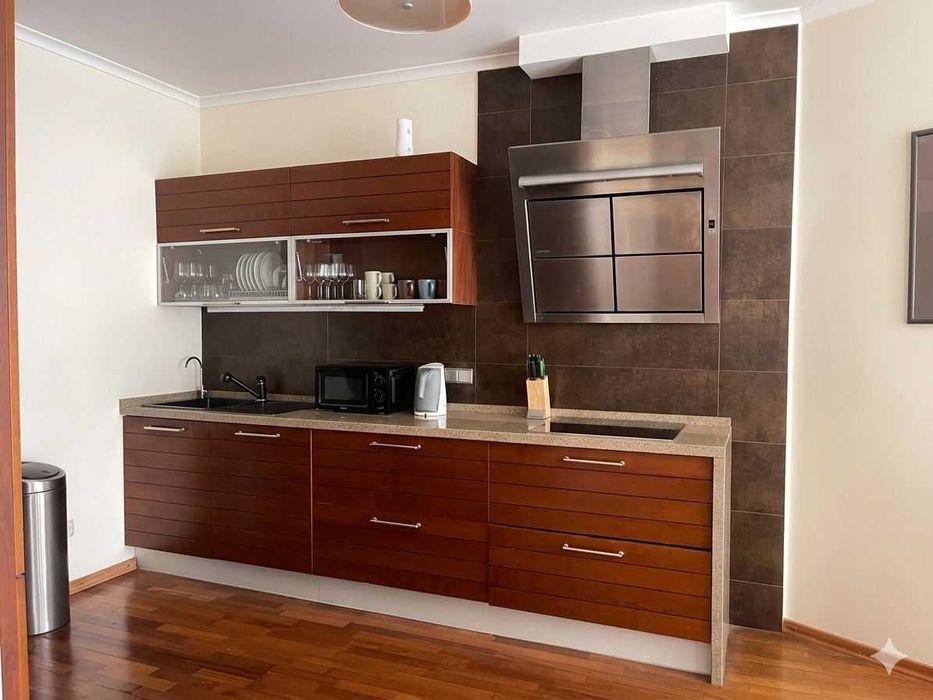 Бажана Миколи - 1 М