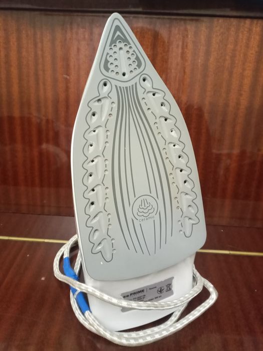 Продам утюг Prime