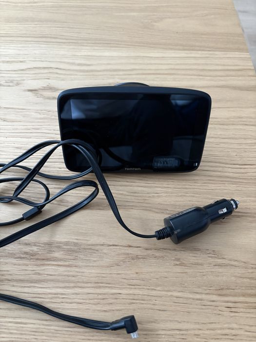 Nawigacja TomTom Stan Bardzo Dobry GO Essential 6’cali