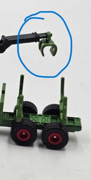 Siku traktor Fendt plus rębak 1 87